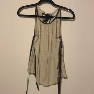 Coco Jaimeson top lace with blue detail